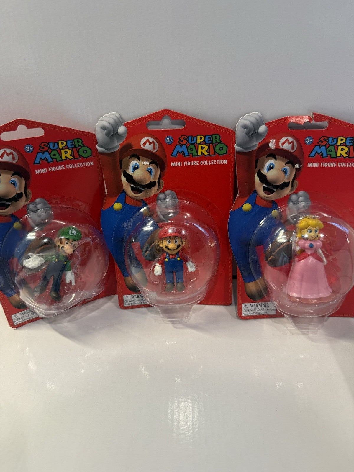 Super Mario Mini Figure Collection Nintendo Brand New Sealed Mario Luigi Peach